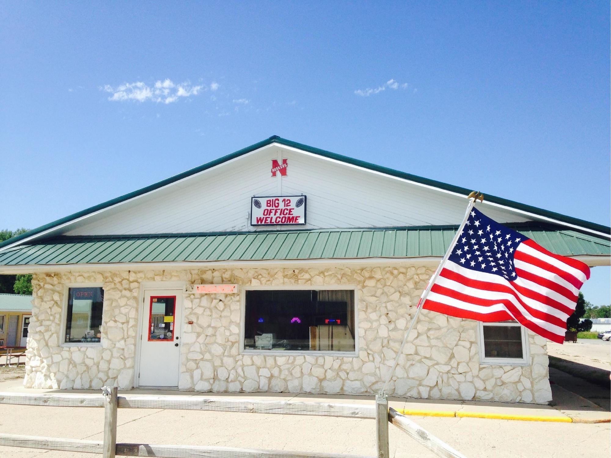 Big 12 Motel Broken Bow Exterior photo